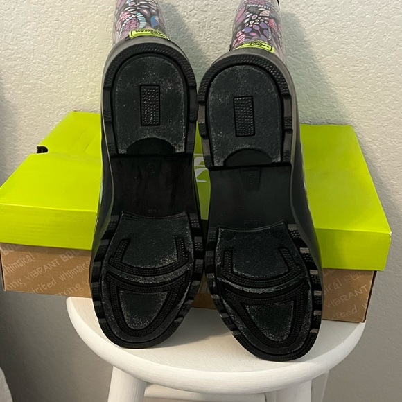 Western Chief Rain Water Proof Boots Boho Floral - Picture 4 of 8